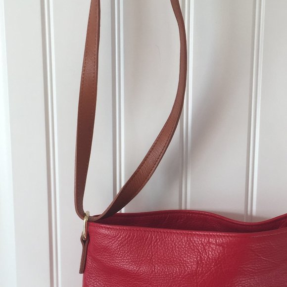 VALENTINA CROSSBODY- NWOT - Picture 6 of 6